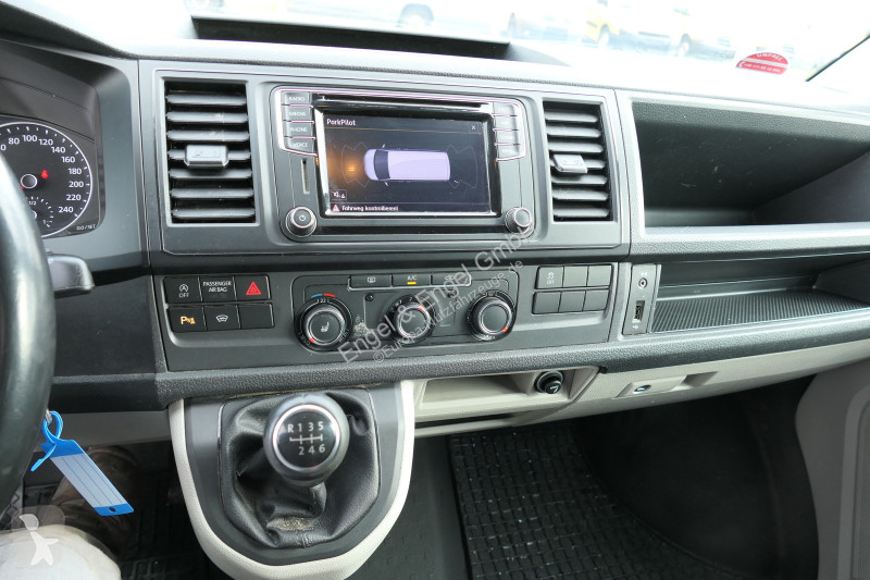 Autoutilitară Volkswagen T6 Transporter 2.0 TDI...