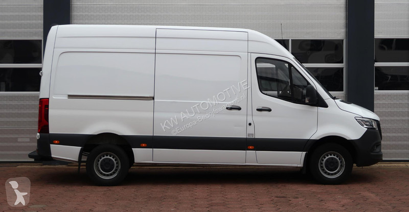 Užitkové vozidlo Mercedes 319 CDI V6 L2H2...