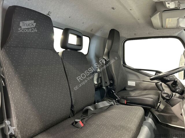 Véhicule utilitaire Mercedes 7C15/28 TF1 MY22...
