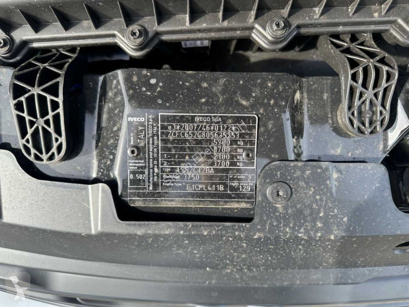 Furgoneta Iveco 50C18 3.0L *R3750mm*Navi*Klima* 3x