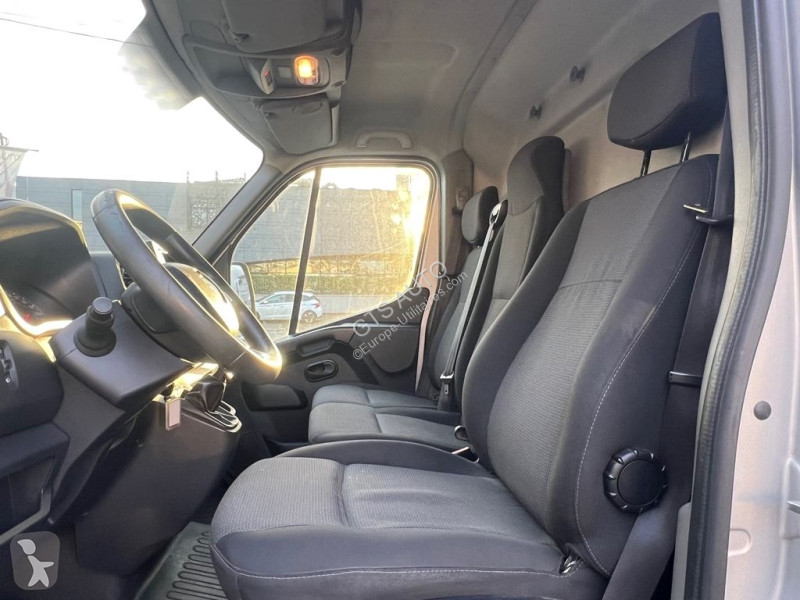 Autoutilitară Renault MASTER III FG F2800 L1H1...