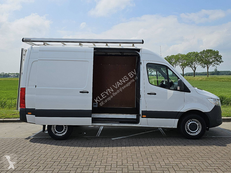 Veicolo commerciale Mercedes 319 L2H2...