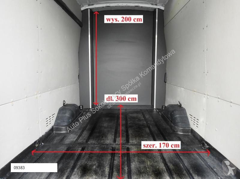 Véhicule utilitaire Ford TRANSIT FURGON...