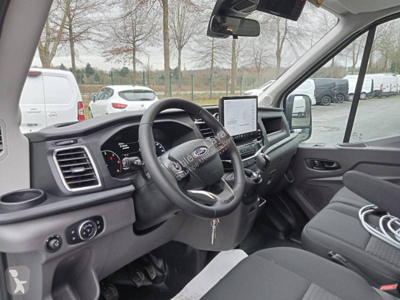 Véhicule utilitaire Ford