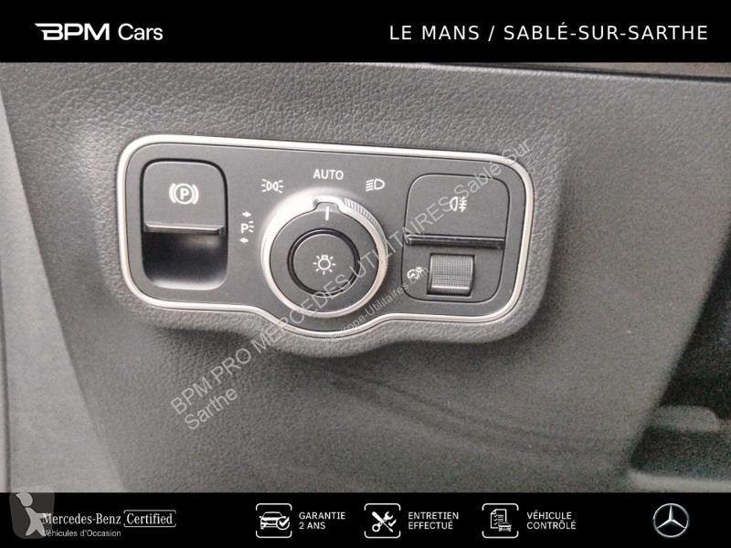 Véhicule utilitaire Mercedes 180 136ch AMG Line...
