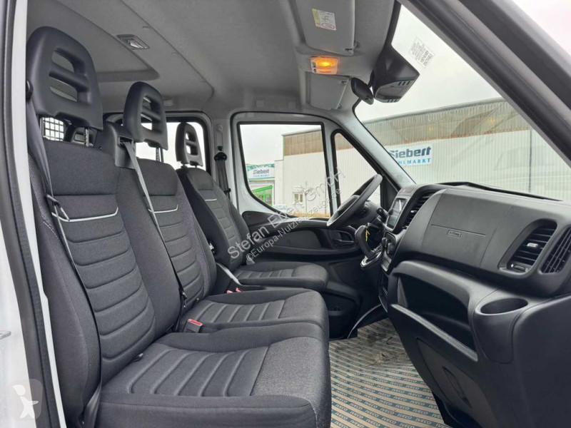 Véhicule utilitaire Iveco 35S16 A8 Pritsche...