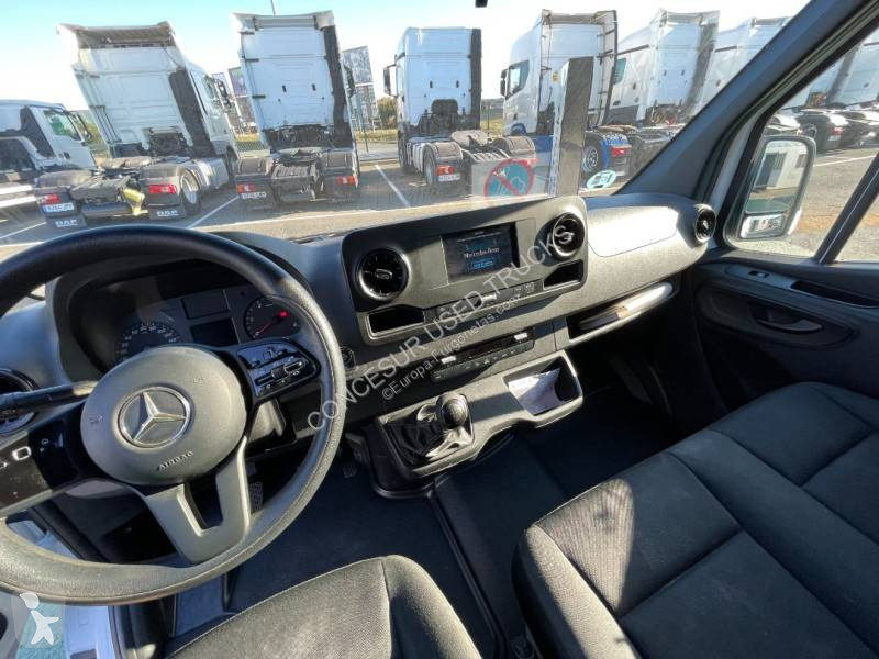 Furgoneta Mercedes