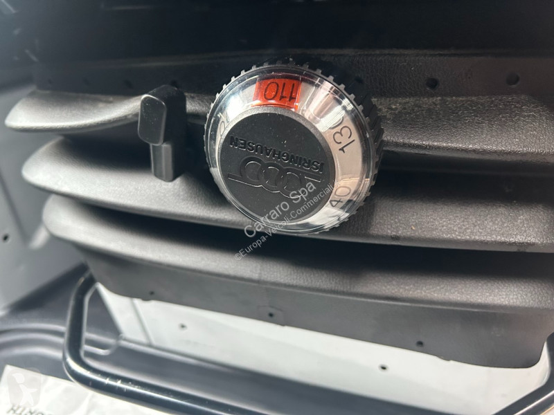 Veicolo commerciale Mercedes III