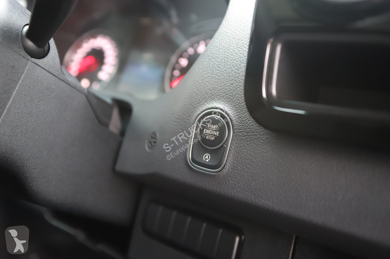 Bedrijfswagen Mercedes 515CDI CLOSED BOX EURO6e