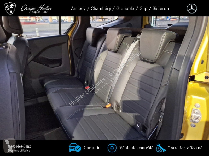 Véhicule utilitaire Mercedes 180 d Progressive...
