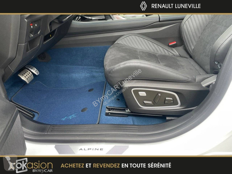 Užitkové vozidlo Renault Rafale E-Tech 4x4 300