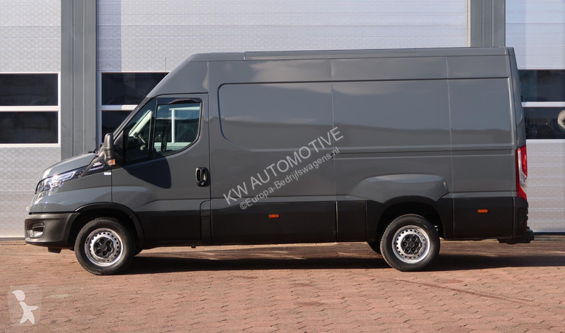 Bedrijfswagen Iveco 35S18HV 3.0 35 L2 H2 AUT/...