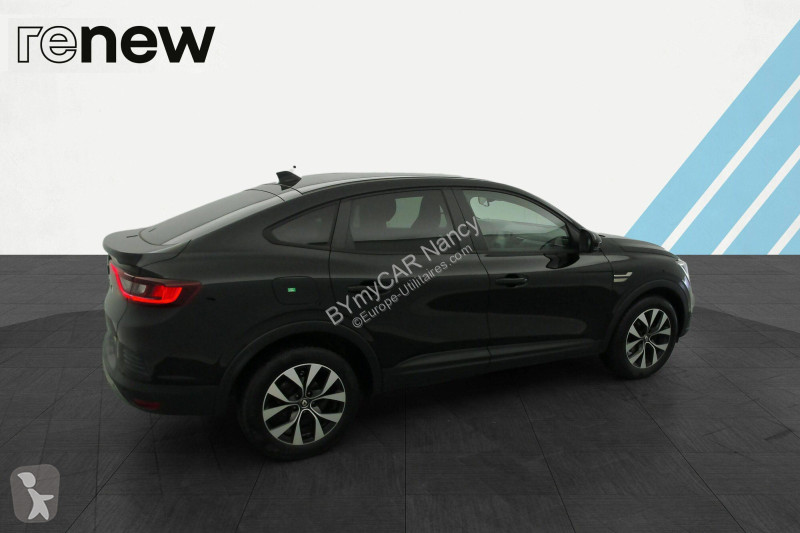 Autoutilitară Renault Arkana mild hybrid 140...