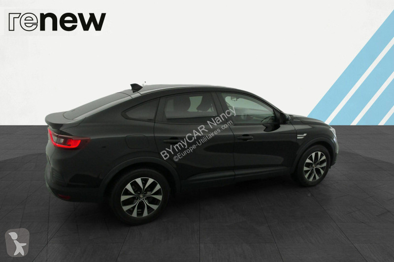 Autoutilitară Renault Arkana mild hybrid 140...