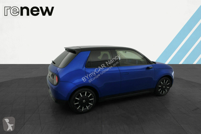 Véhicule utilitaire Honda Honda e
