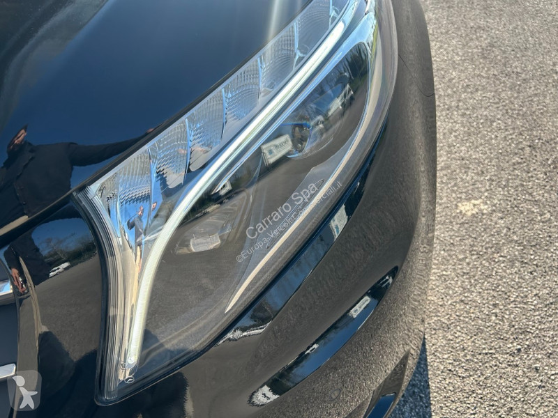 Užitkové vozidlo Mercedes III