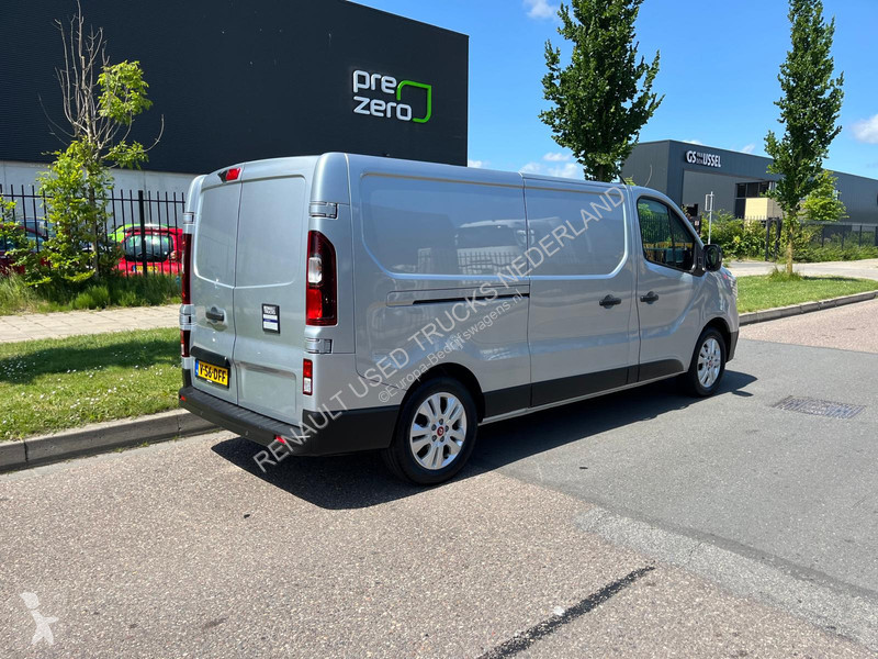 Furgoneta Renault E-Tech Red L2 H1, Airco, Nav,...