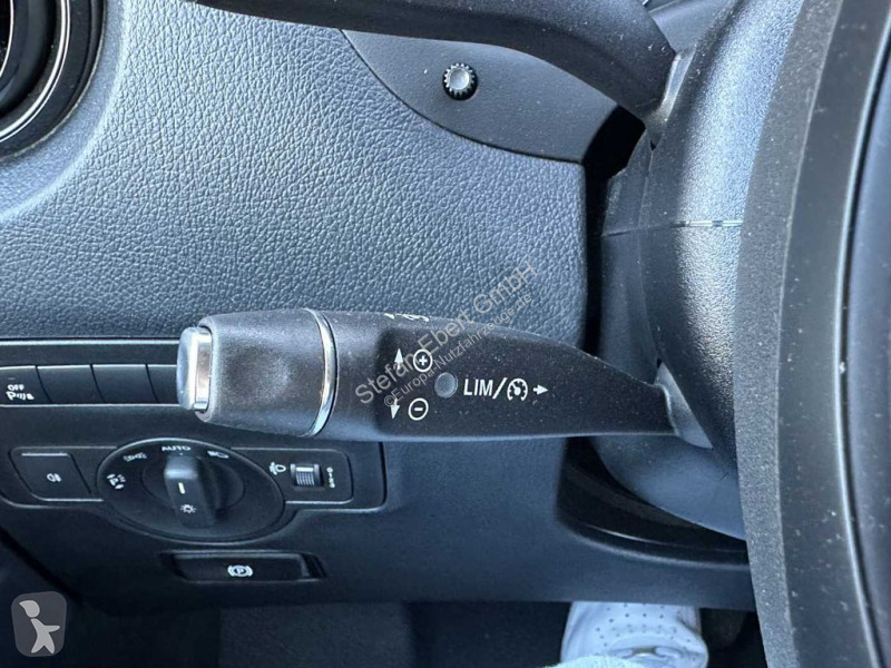 Užitkové vozidlo Mercedes 112 Audio 30...