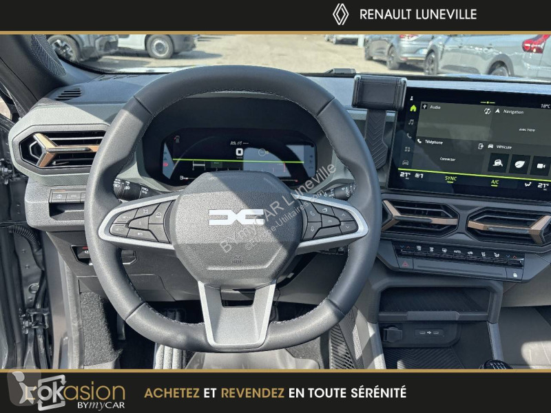 Autoutilitară Dacia Bigster TCe 140