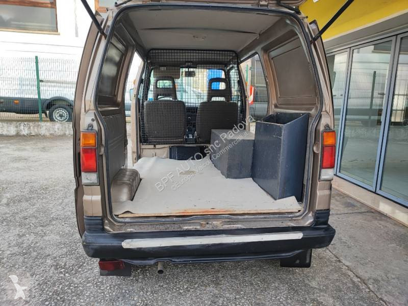 Autoutilitară Suzuki