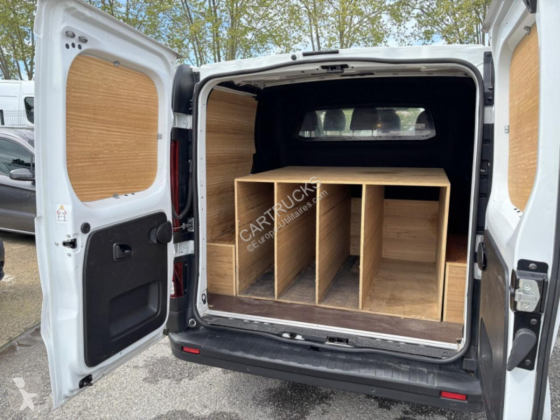 Varevogn Renault TRAFIC