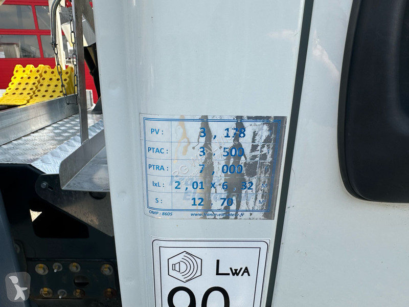 Véhicule utilitaire Iveco 35S14 APK 10-07-2026...