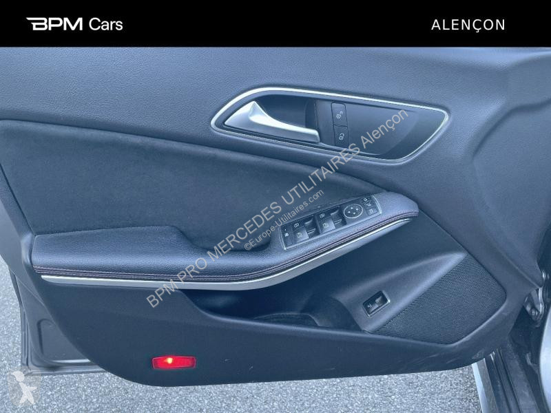 Véhicule utilitaire Mercedes CLA Shooting Brake...