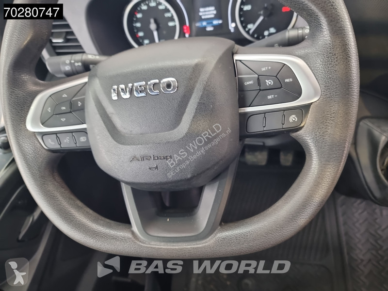 Autoutilitară Iveco 35C18 Open Laadbak 3.0L...
