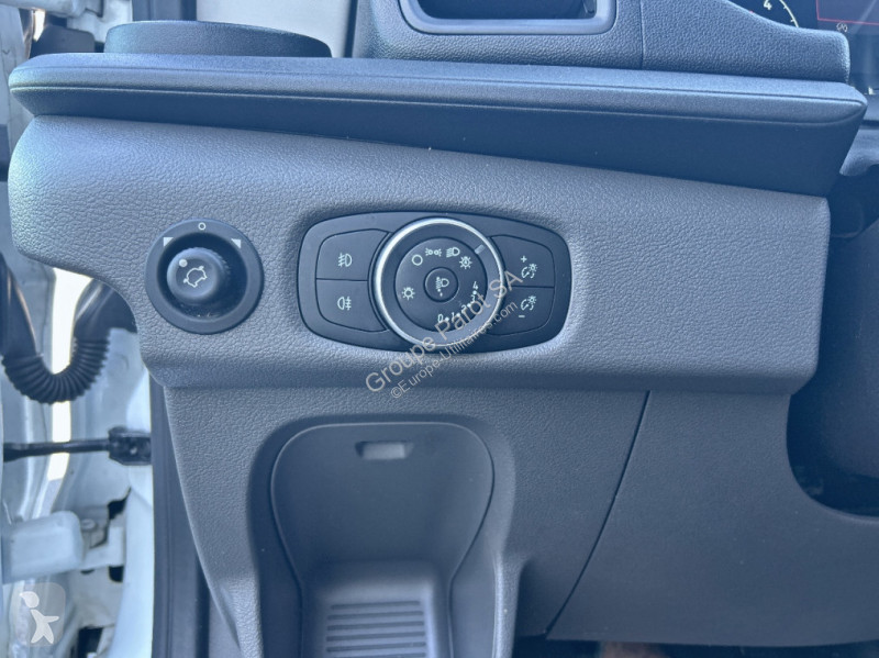 Véhicule utilitaire Ford P350 L3H2 2.0 EcoBlue...