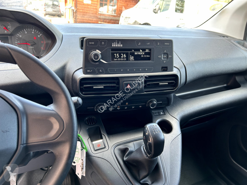 Peugeot Standard 650KG 1.5 Bluehdi Premium BVM5...