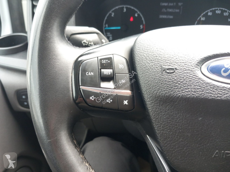 Véhicule utilitaire Ford 300 L2H1 2.0 EcoBlue...