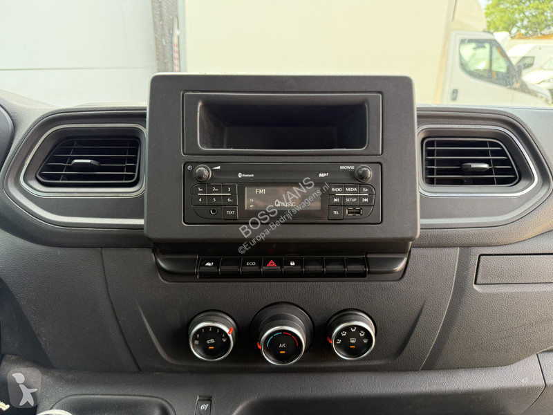 Autoutilitară Renault 2.3 130PK L3H1 Kipper...
