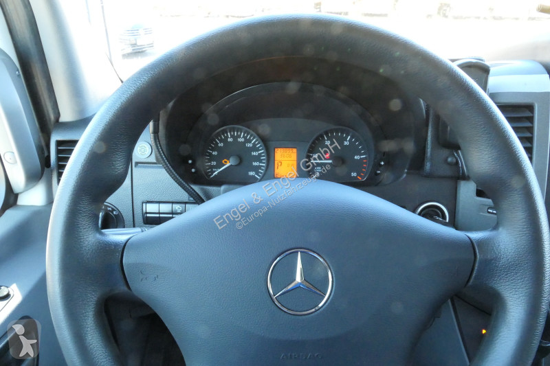 Véhicule utilitaire Mercedes Sprinter 519 CDI...