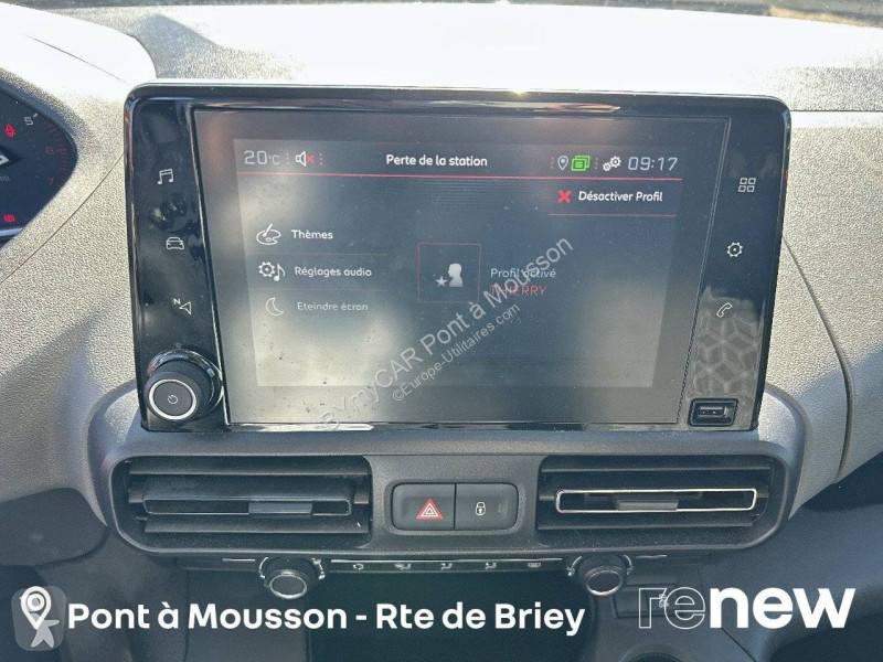 Autoutilitară Peugeot Rifter Standard BlueHDi...