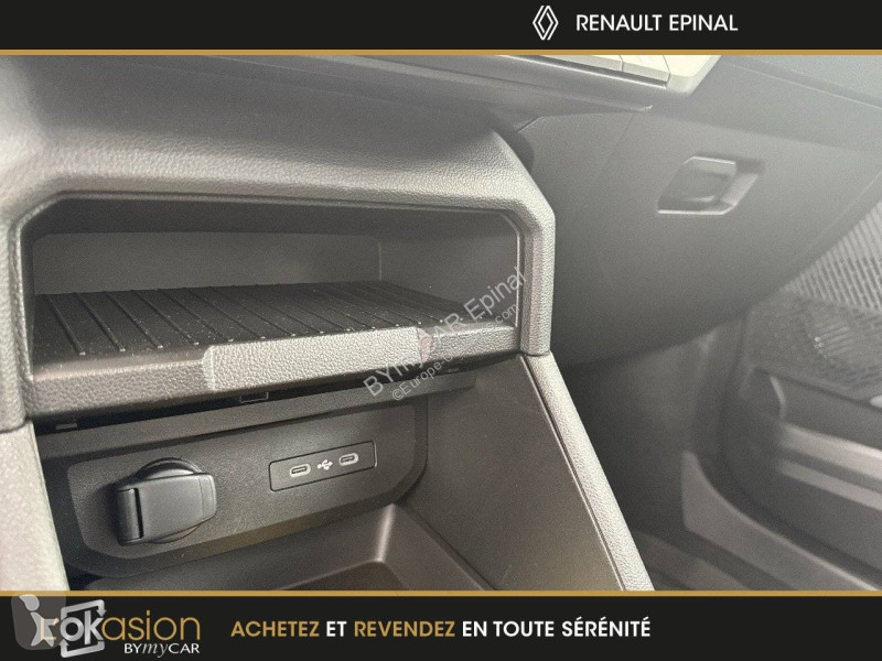 Veicolo commerciale Dacia Duster Hybrid 140 4x2