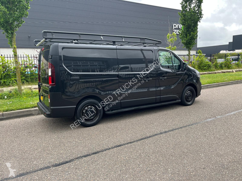 Autoutilitară Renault Black Edition 2.0dci L2...