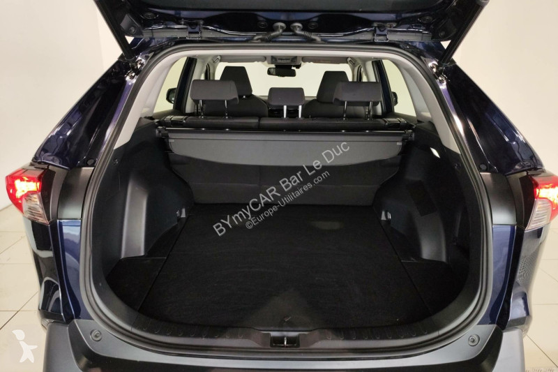 Veicolo commerciale Toyota RAV4 Hybride 218 ch 2WD