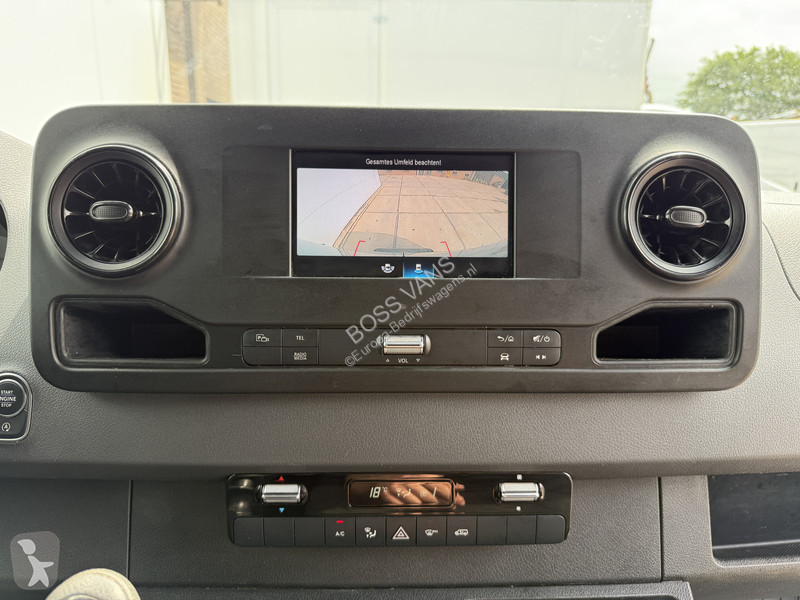 Autoutilitară Mercedes 315 1.9 CDI L2H2 Climate...