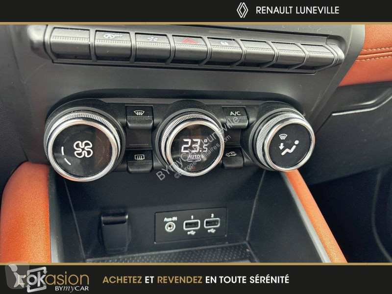 Veicolo commerciale Renault Captur TCe 130 EDC FAP
