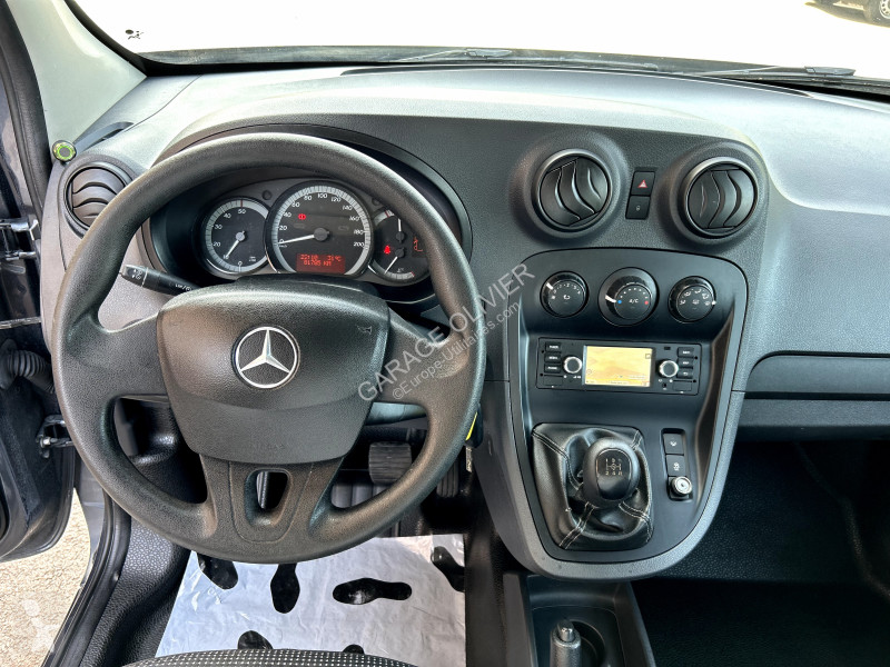 Véhicule utilitaire Mercedes Mixto Extra Long...