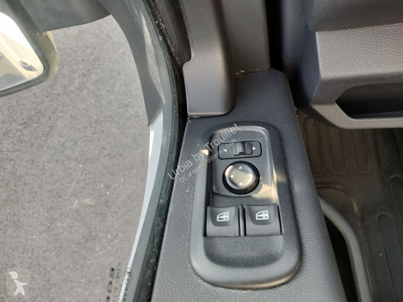 Veicolo commerciale Renault 20M3 145 CV FOURGON...