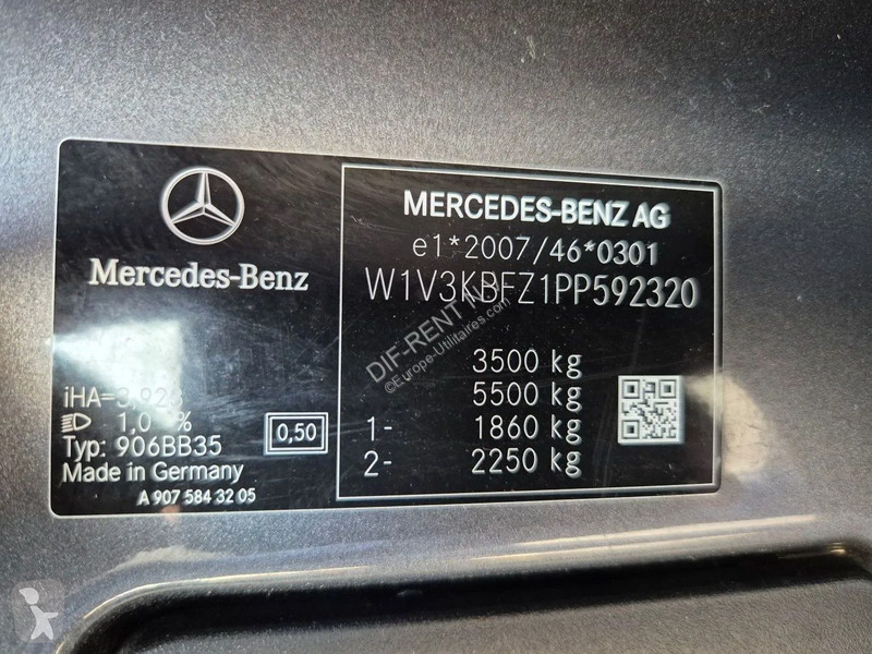 Užitkové vozidlo Mercedes 317 CDI