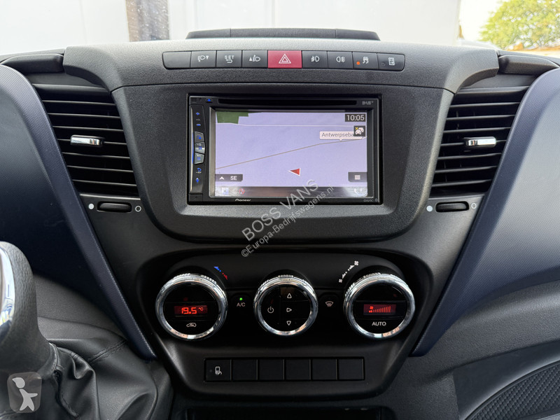 Autoutilitară Iveco 35C18 3.0 3.0 Automaat...