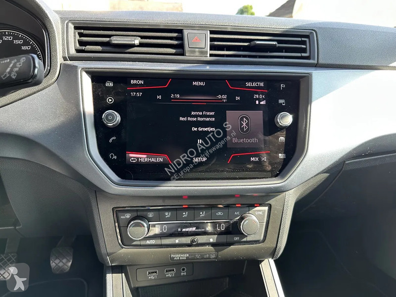 Véhicule utilitaire Seat 1.0 TSI Style Business...