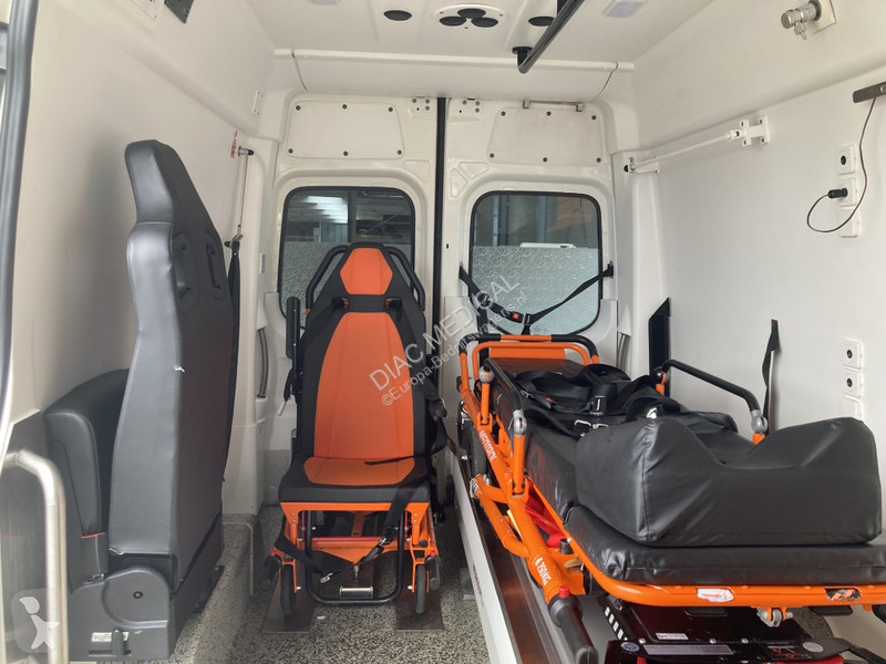 Furgoneta Mercedes 416 CDI Ambulance