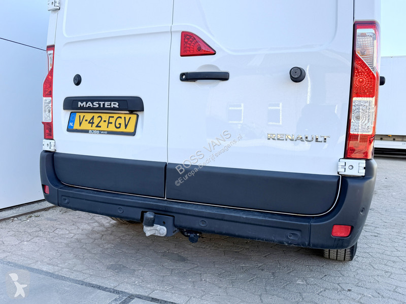 Véhicule utilitaire Renault T35 2.3 dCi 180PK...