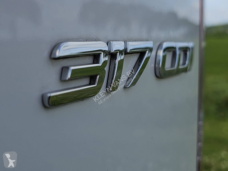 Bedrijfswagen Mercedes 317 L2H2 Navi Mbux