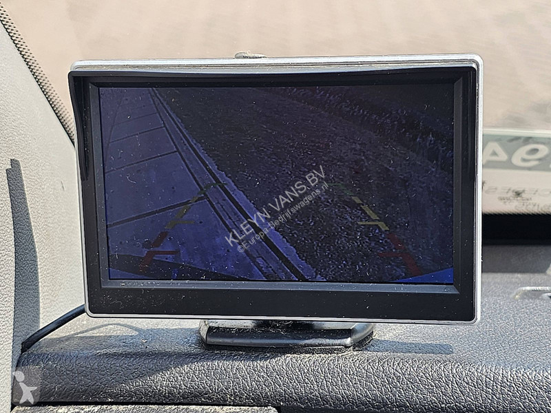 Veicolo commerciale Mercedes 311 L3H2...