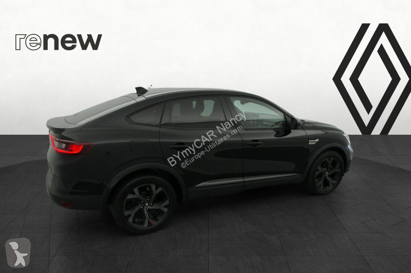 Autoutilitară Renault Arkana mild hybrid 140...