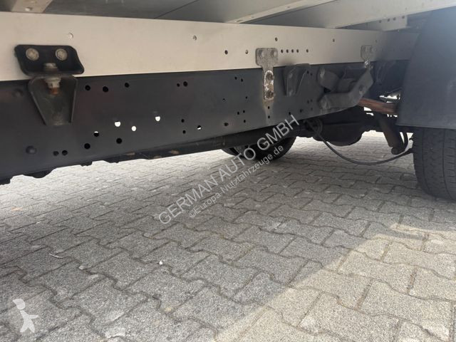 Nyttofordon Iveco 35C16 Koffer Ladebordwand 500kg